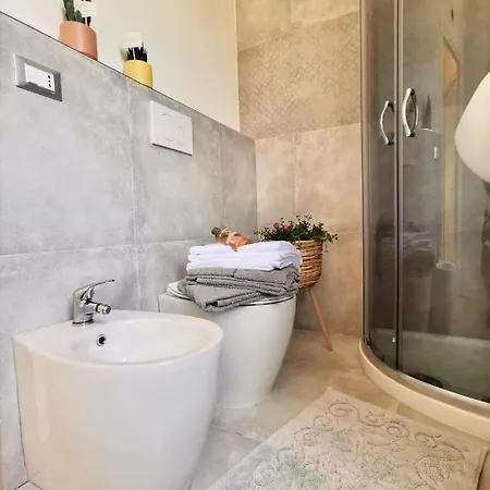 Sea ​​& Olive Trees Apartment Quercianella