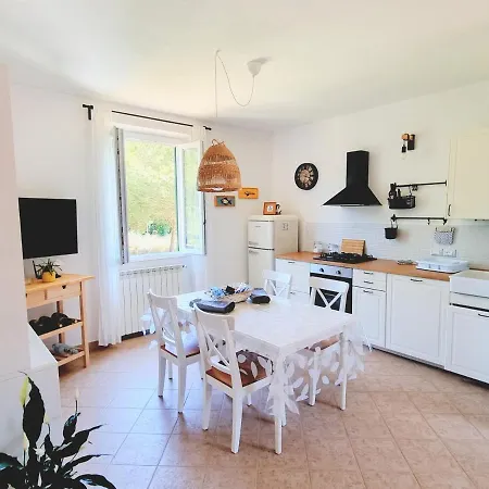 Sea ​​& Olive Trees Apartment *
